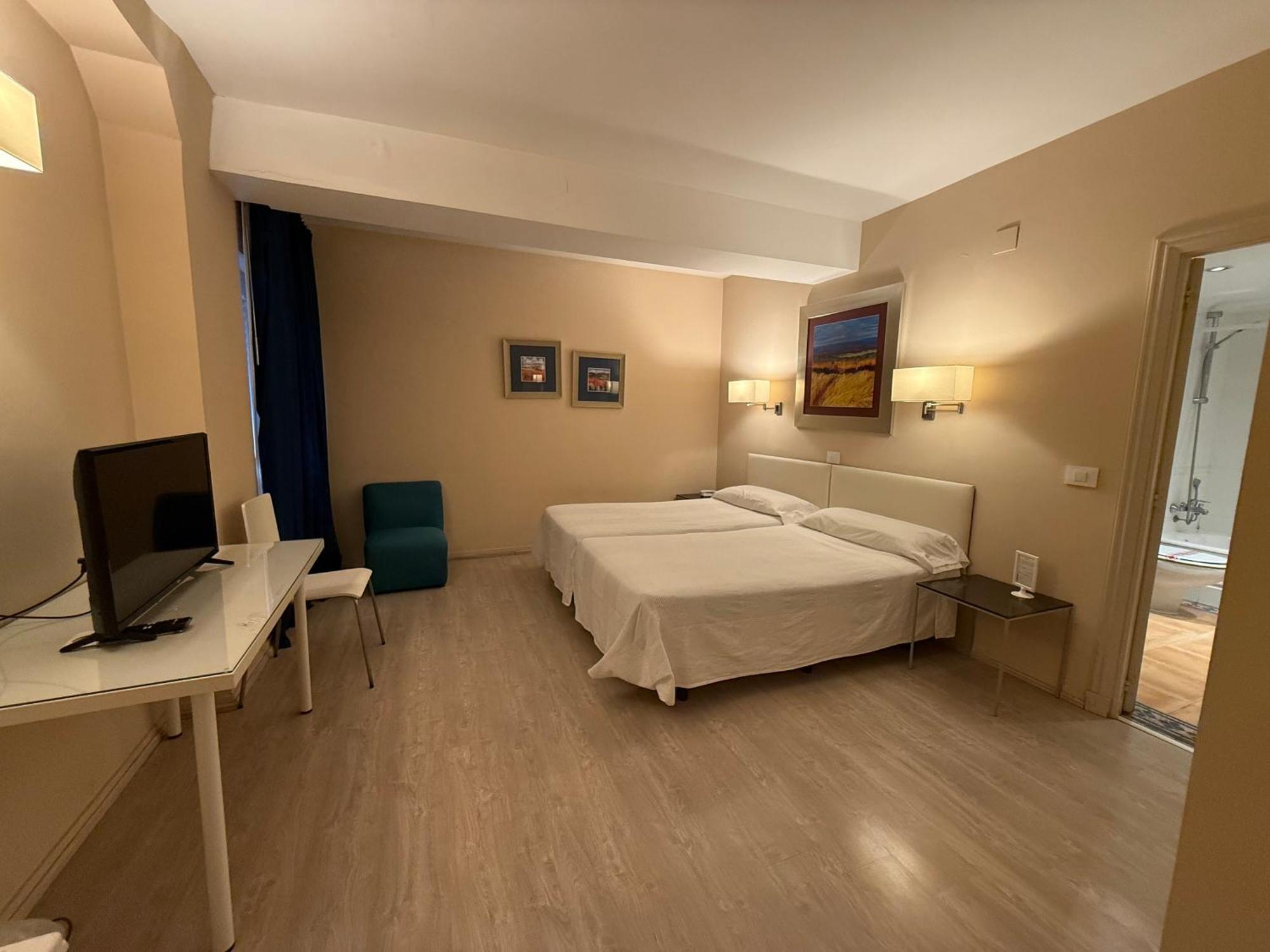 Hotel Virrey Arnedo Esterno foto