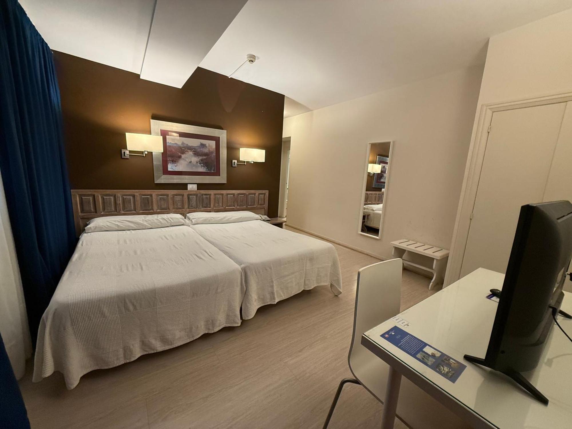 Hotel Virrey Arnedo Esterno foto