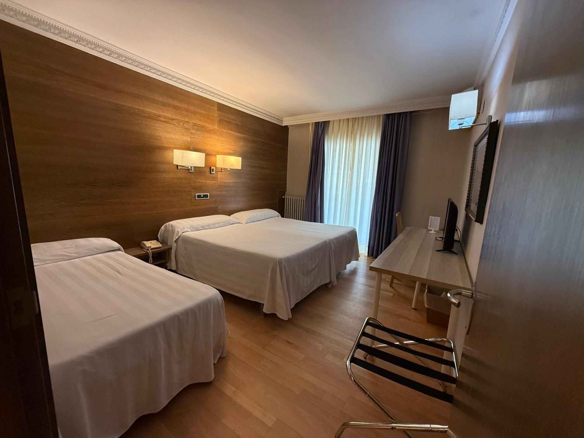 Hotel Virrey Arnedo Esterno foto