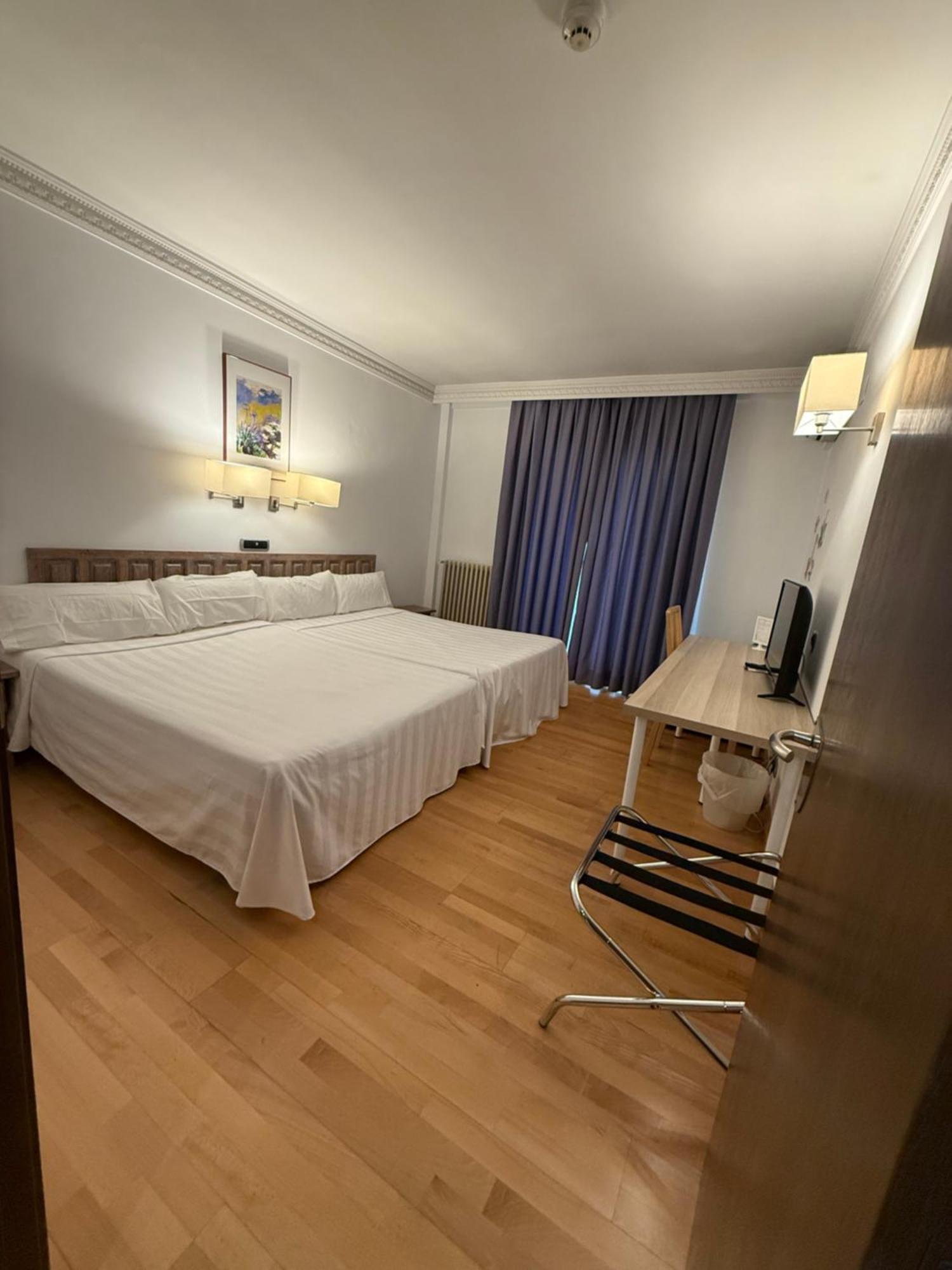 Hotel Virrey Arnedo Esterno foto
